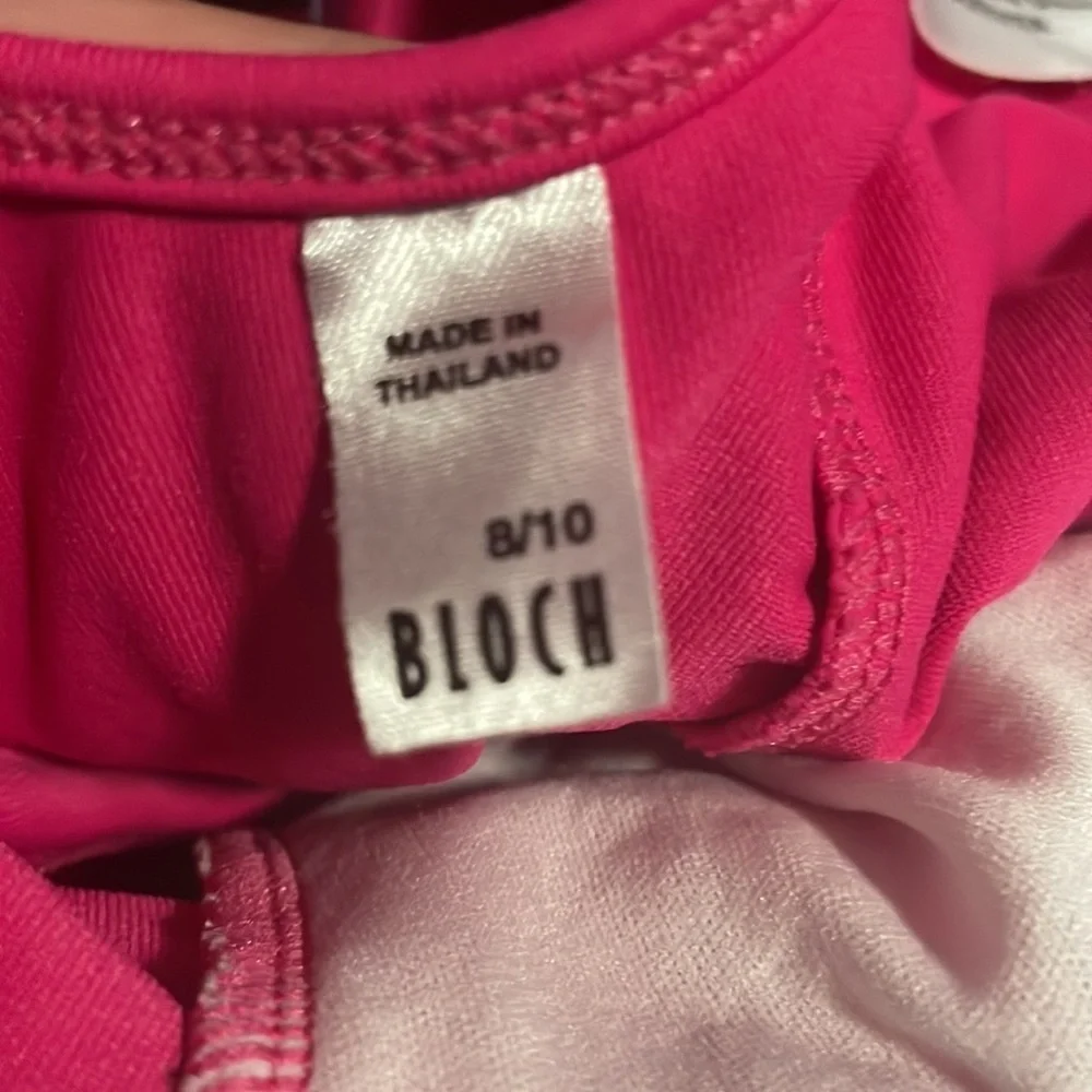 Bloch girls fushia leotard 8/10